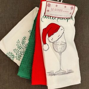 🍷Little Helper Santa kitchen towels